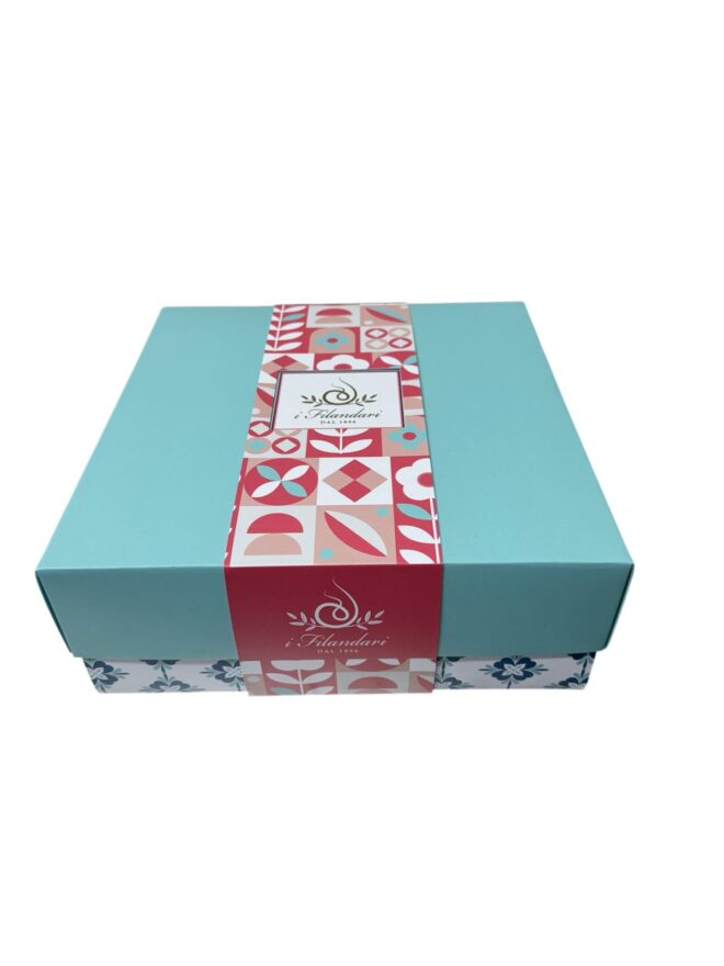 Confezione regalo con eccellenze italiane - Box